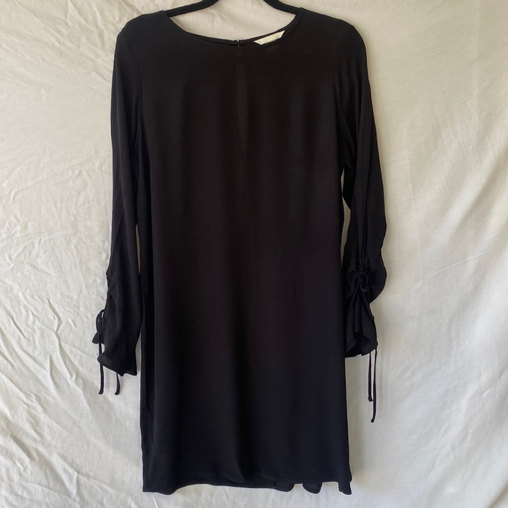 Black long sleeve dress